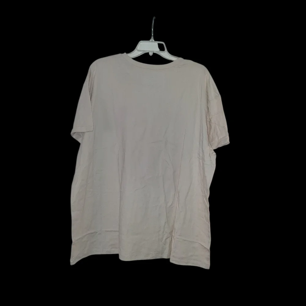 Grayson Threads Cream Tee with Red '87' Graphic